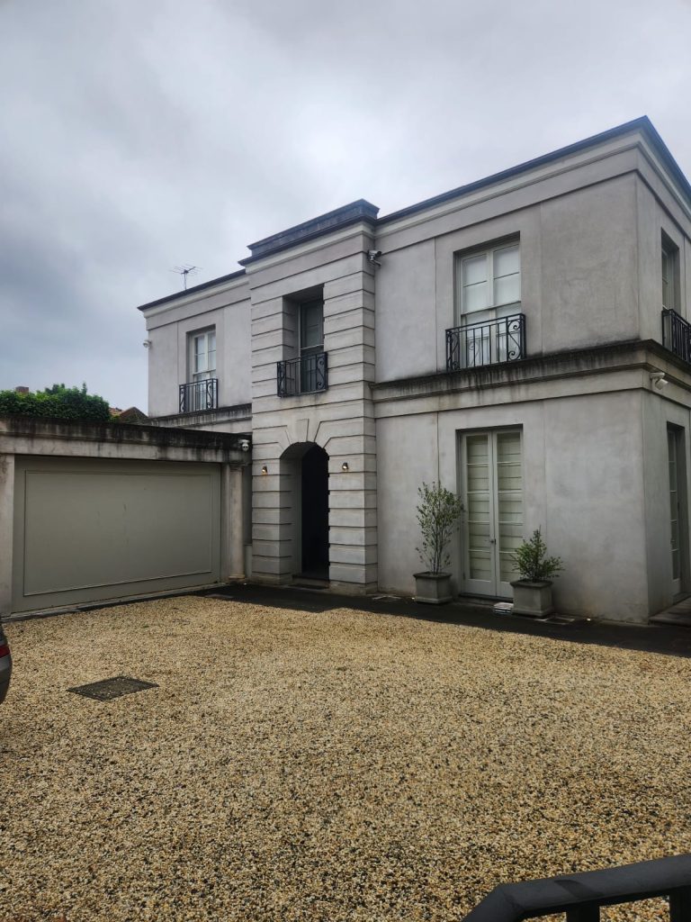 Before: house and exterior cleaning in Melbourne
